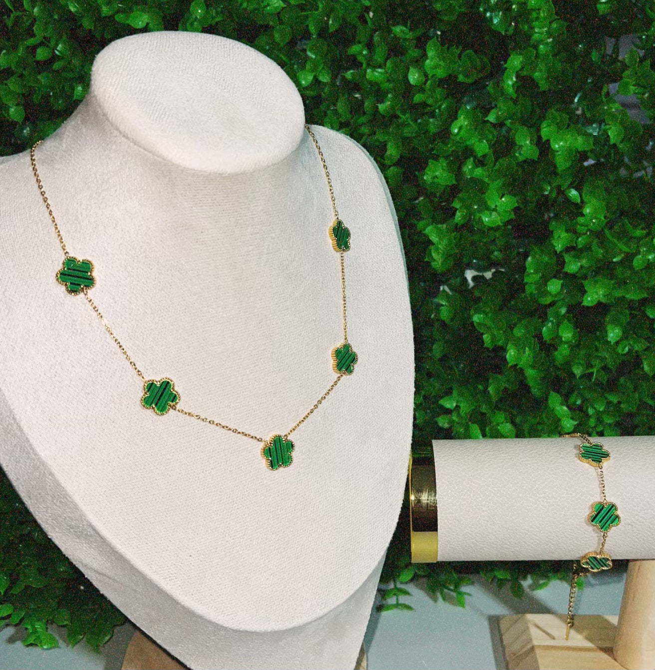 (Green) Al-hambra Set - Necklace, earrings and bracelet